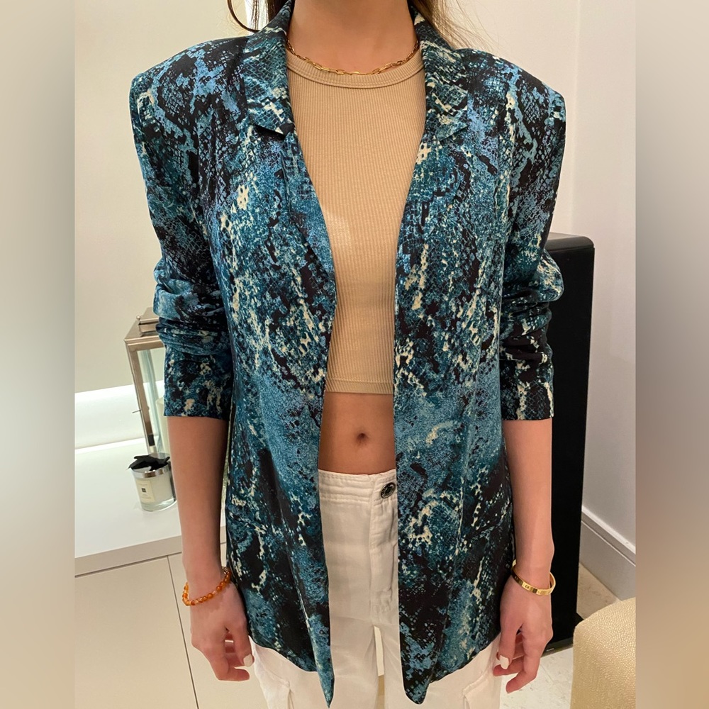 Patterson J Kincaid PJK open front flowy blazer size small.